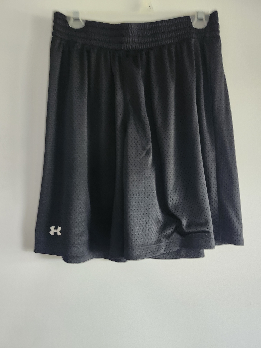 Under Armour Athletic Shorts | Women's Medium | Black | Mesh 🖤